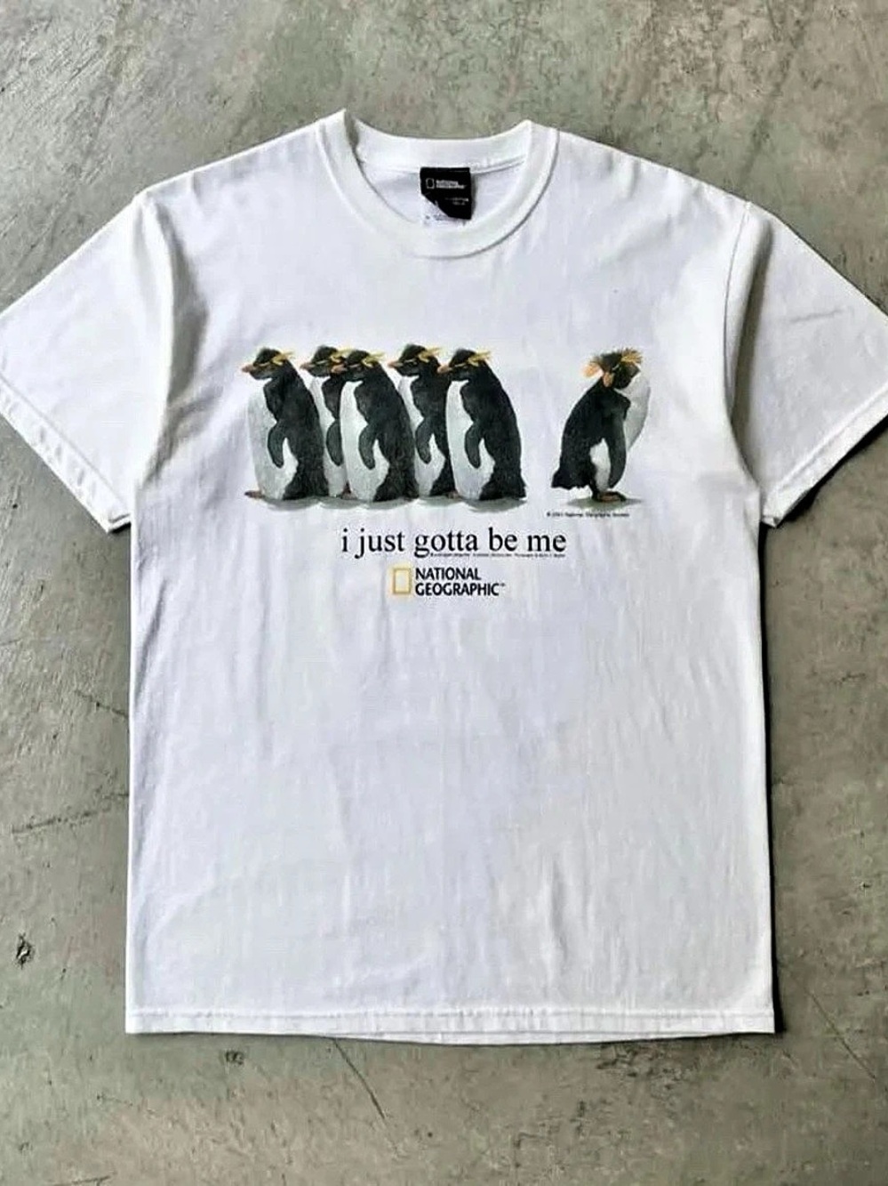 National Geographic I Just Gotta Be Me Penguin T-Shirt Tee White & Black Medium